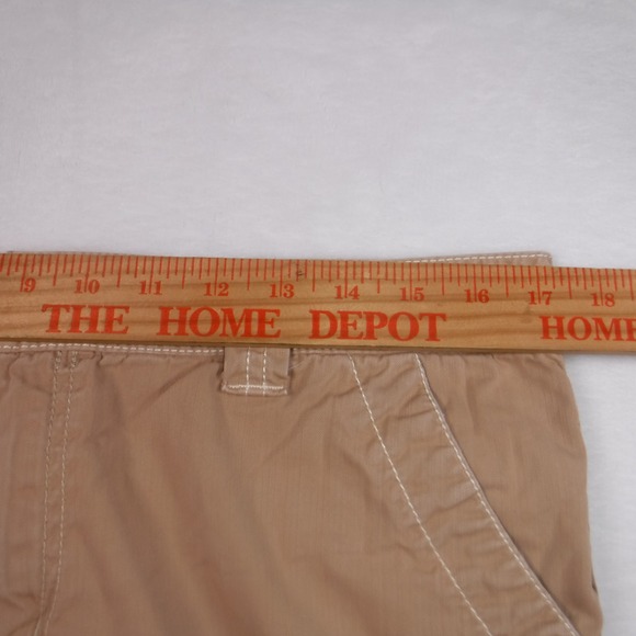 Eddie Bauer Women's 14 Tan Khaki Cargo Shorts Cotton Outdoor Casual 10 Inseam - Picture 5 of 9